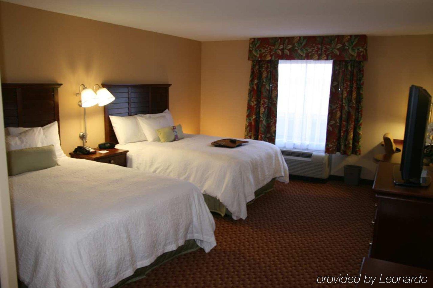 Hampton Inn & Suites Florence-North-I-95 Værelse billede